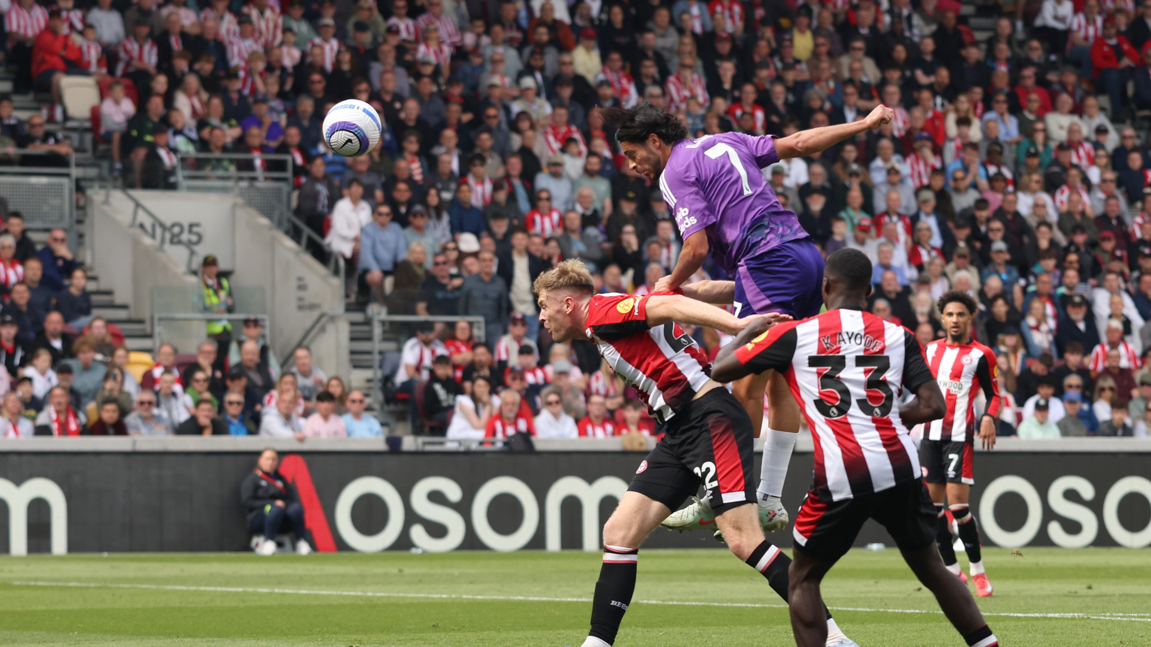 Raúl Jiménez ya suma 14 goles.