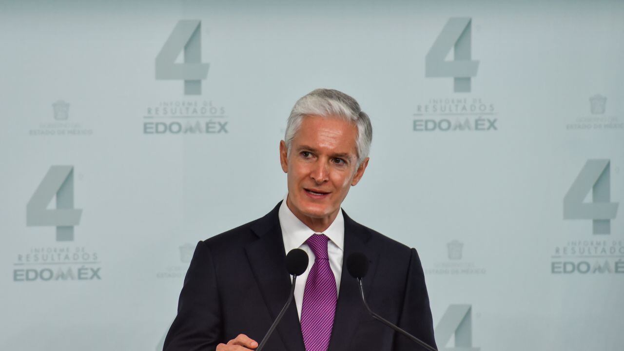 Alfredo del Mazo Maza, Gobernador del Estado de México presentó su Cuarto Informe de Labores en Palacio de Gobierno, acompañado por pocos invitados como medida ante la pandemia por COVID-19 y teniendo como sede Palacio de Gobierno.