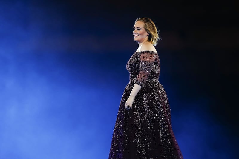 La cantante inglesa se ha ganado un espacio en la industria de la música con sus interpretaciones llenas de emoción. Foto: Getty Images.