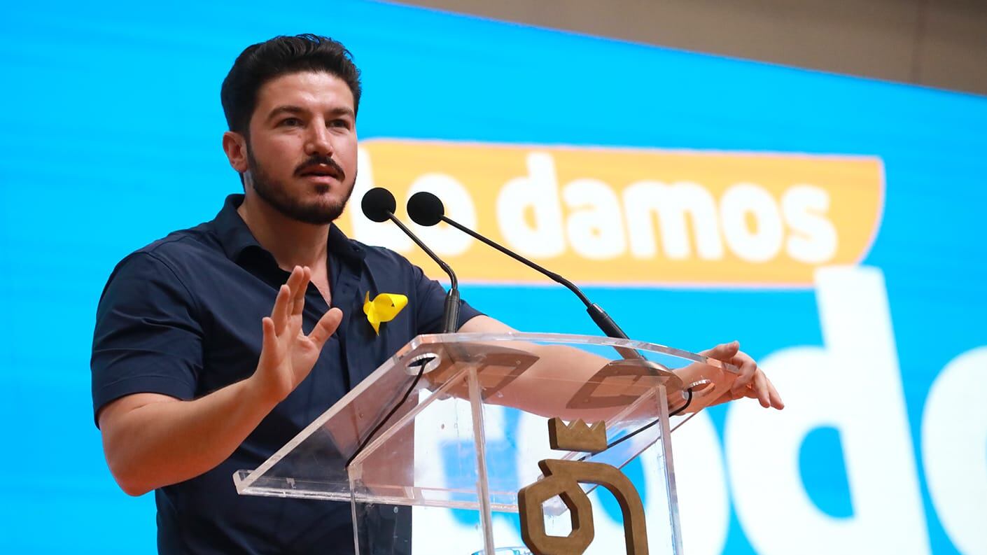 García usó recursos públicos para promover su imagen