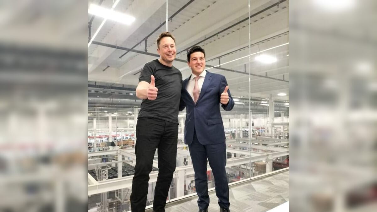 Musk y García celebraron el éxito tras las negociaciones.