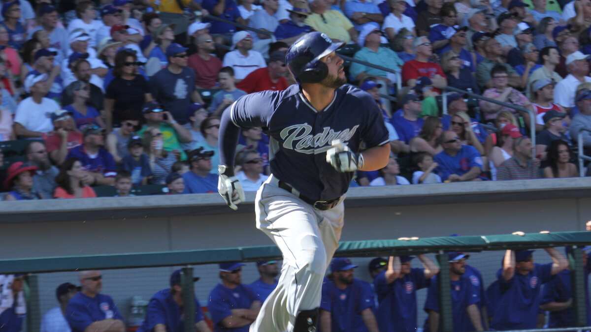 California es uno de los mejores destinos para asistir a eventos deportivos de clase mundial. Desde sus cautivadores deportes acuáticos y maratones de larga distancia hasta equipos deportivos universitarios y profesionales campeones.