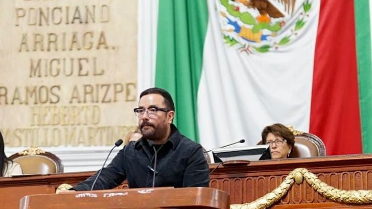 Víctor Romo propone eliminar viernes de Consejo Técnico Escolar