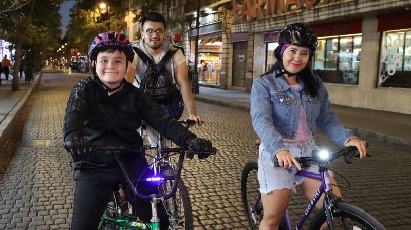 Paseo Nocturno Muévete en Bici