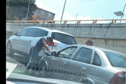 “Te cazan con tus placas”: montachoques ahora usan tus datos para extorsionarte