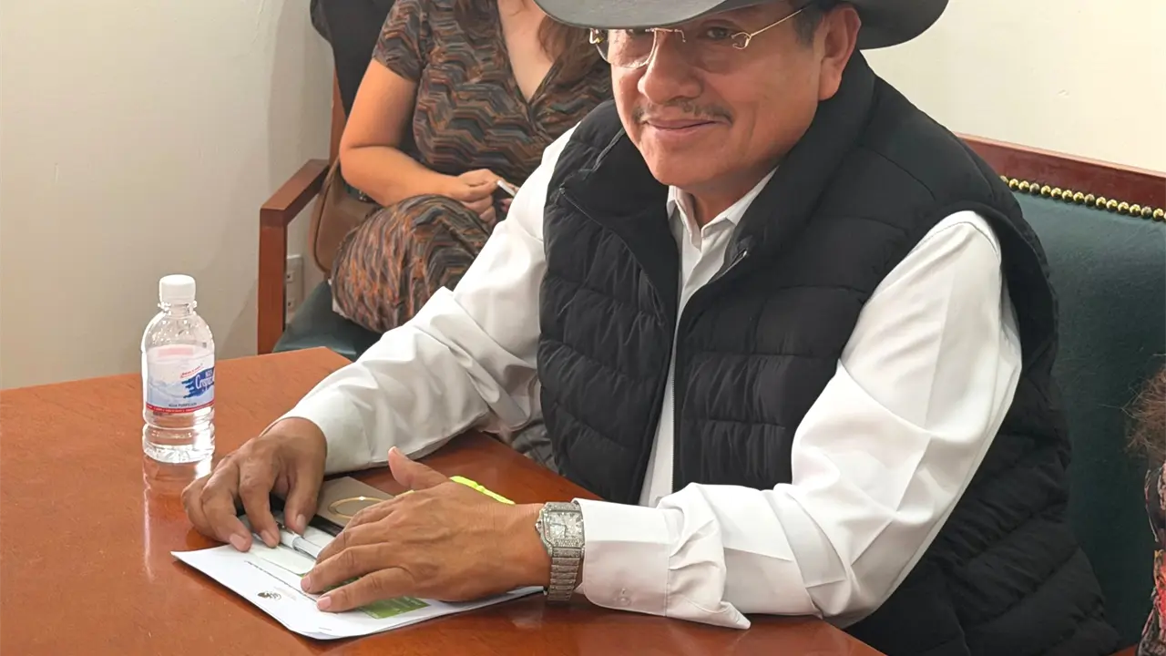 #PolíticaConfidencial: De Cartier a Rolex: diputado presume austeridad… pero en horario de lujo