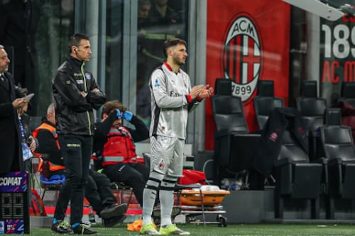 ¡Grandes noticias! Santiago Giménez volvió a la actividad con el AC Milan en la Serie A