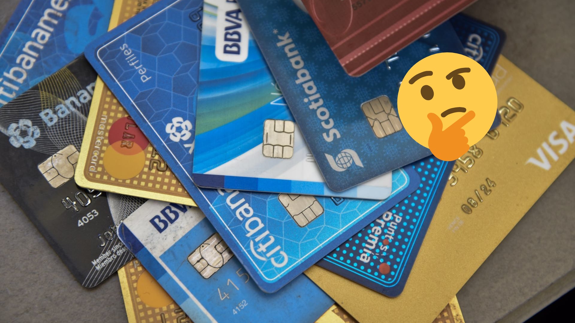 Compra solo lo que puedes pagar, evita que tus deudas nuevas y preexistentes superen 30% de tu ingreso, revisa tu estado de cuenta y paga a tiempo.