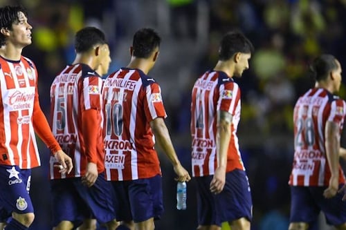 Refuerzo de lujo: Chivas negocia con el mejor defensa de la Liga MX