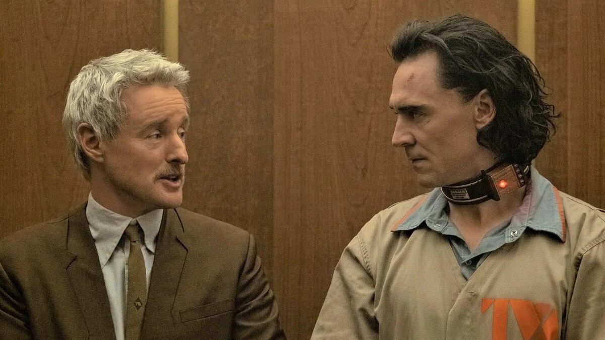 Tom Hiddleston y Owen Wilson