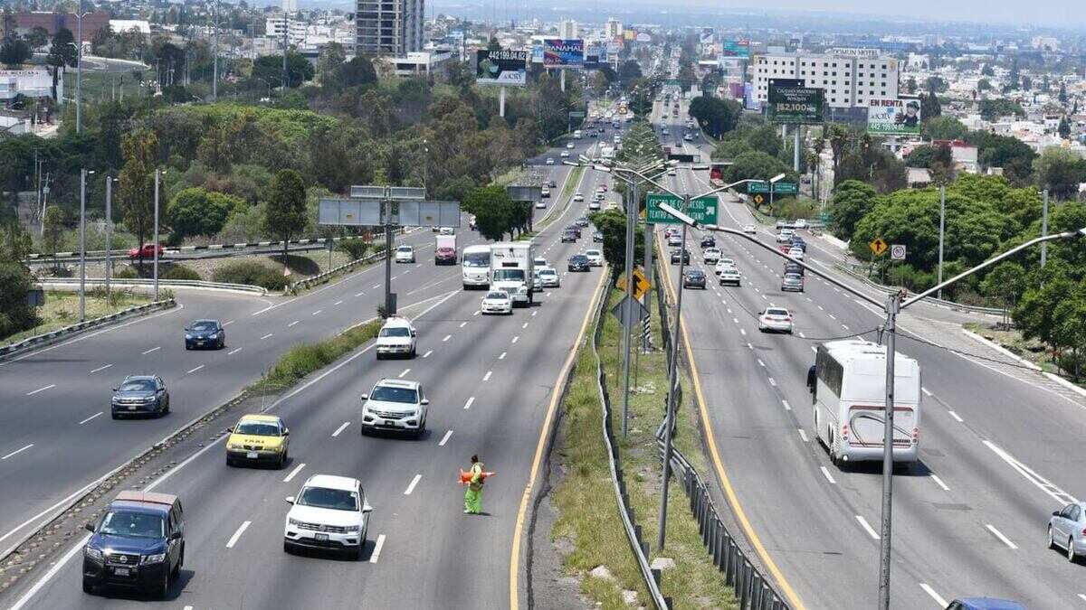 Carretera México-Querétaro.