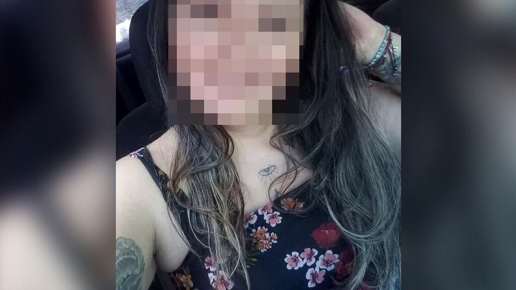 En redes sociales el presunto agresor ya se encuentra identificado, una persona que se autodenomina DJ; autoridades señalan que se busca a esta persona.