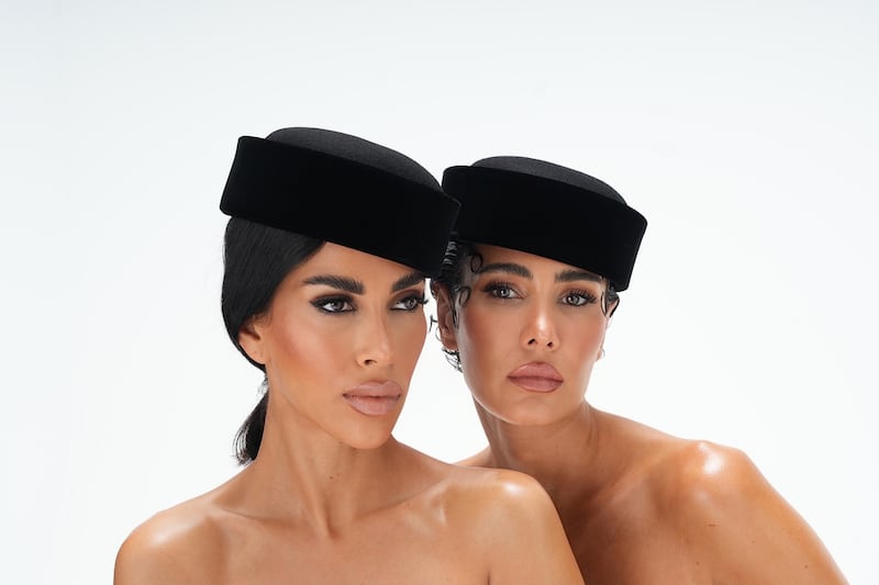 El dúo MESTIZA presenta Spanish Chica, su nuevo álbum, antes de su residencia en Hï Ibiza y su debut en Coachella 2026.