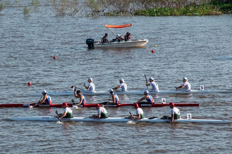 Canotista de Jalpan inicia concentración nacional rumbo al ciclo olímpico 2028