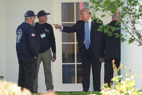 ¿Cómo se blindó la Casa Blanca para recibir a Carlos III tras ataque contra Trump?