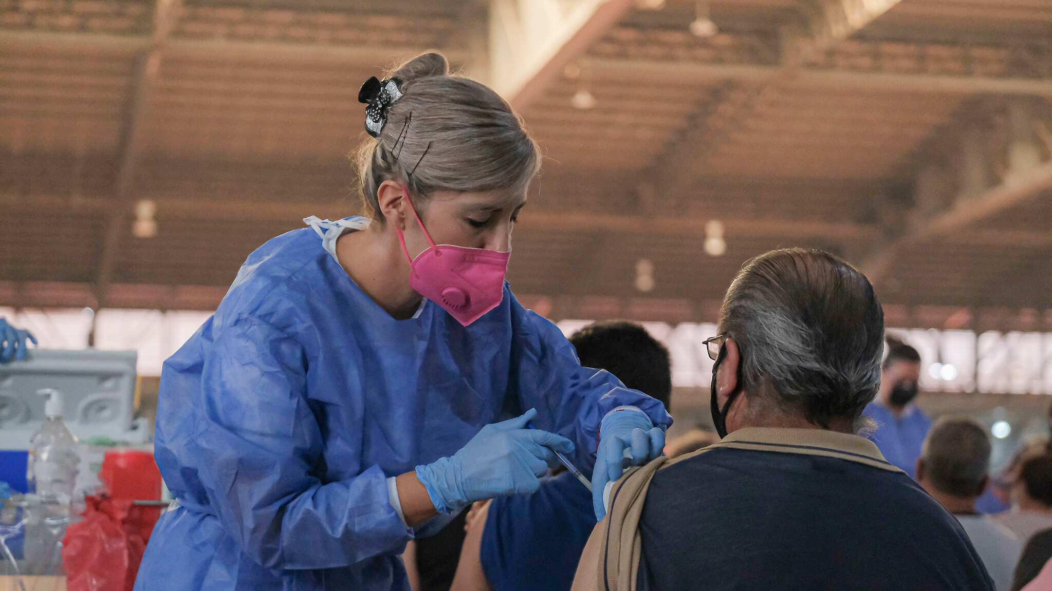 Solamente en el auditorio Benito Juárez se realizarán las vacunaciones vespertinas.