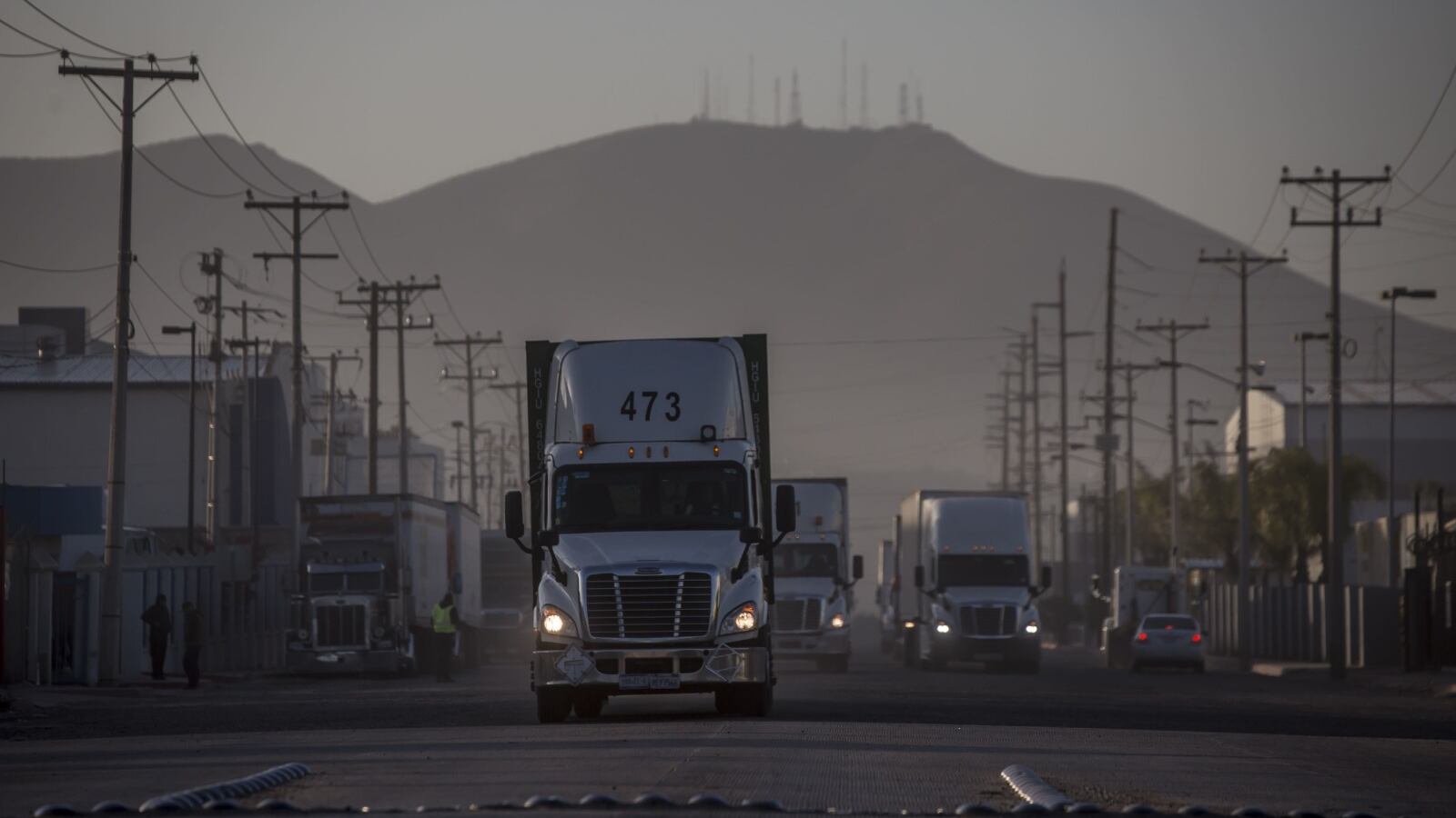 En 75% de los robos hay disparos, armas largas e inhibidores de señal; lo peor, es que las bandas comenzaron a “mutar” para reclamar una tajada de las ganancias del nearshoring.