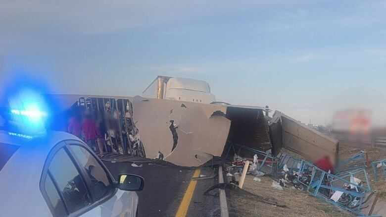 volcadura tráiler Jilotepec