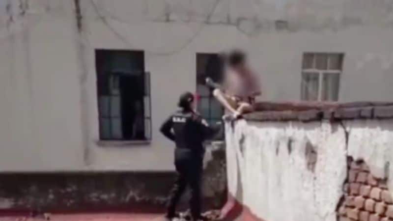 Policías evitan suicidio de mujer en edificio de la colonia Roma