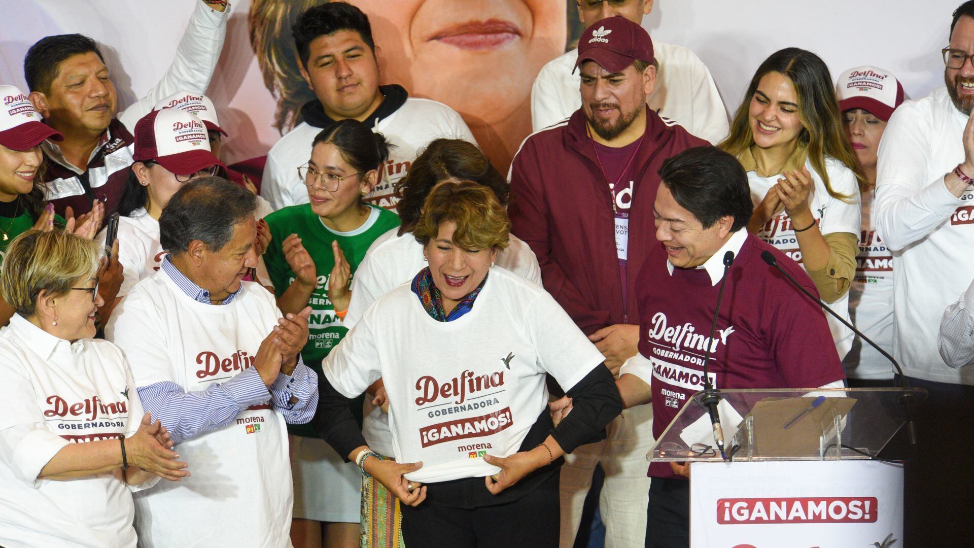 ¡Delfina gobernadora!
