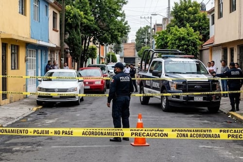 Hallan cuerpo sin vida y maniatado en calles de Naucalpan; no hay detenidos