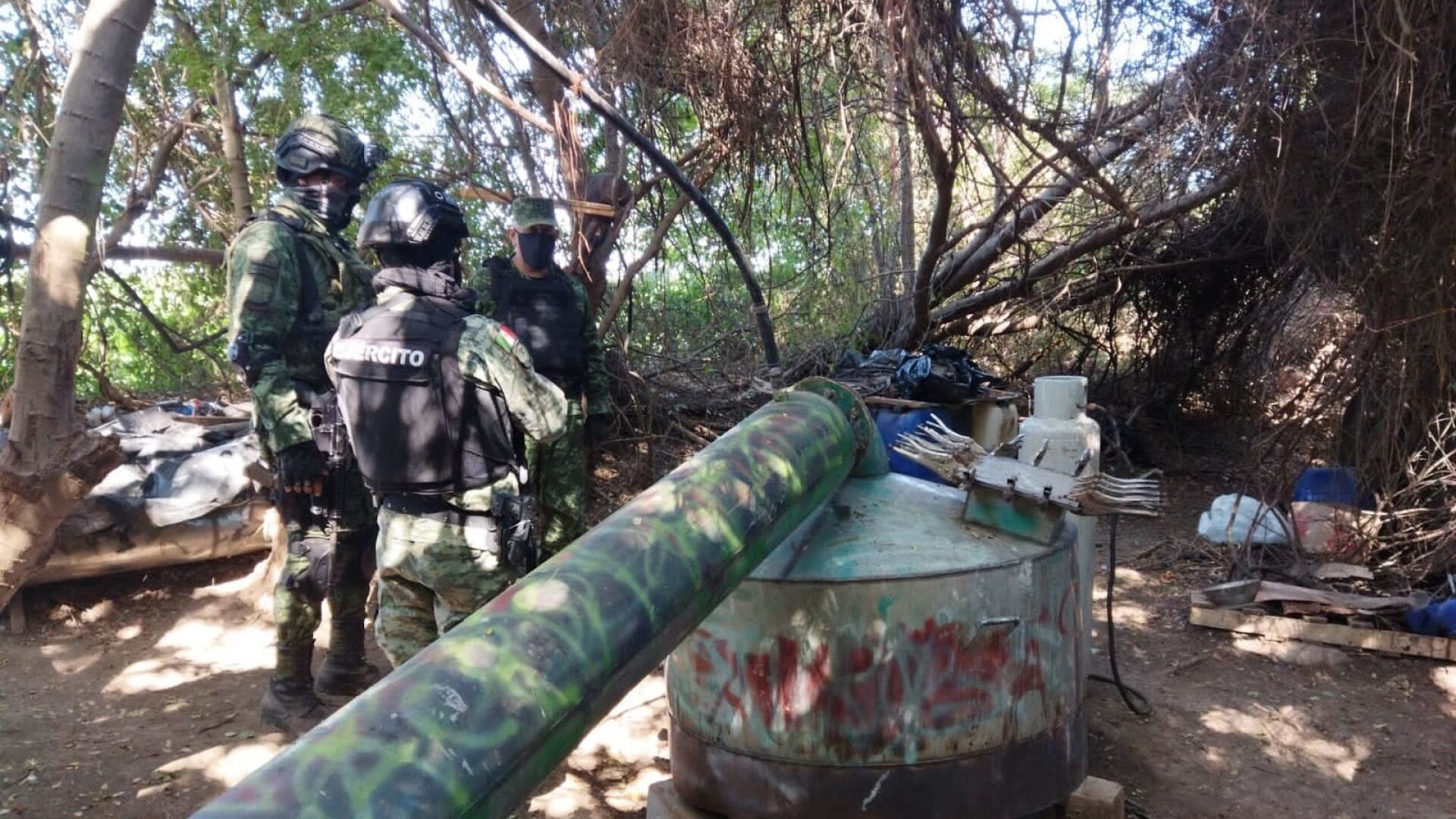 FGR se disculpa por afirmar que México es campeón en producir fentanilo