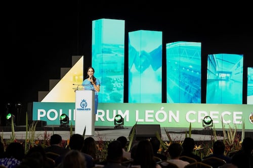 Inauguran Sala C5 del Poliforum y fortalecen turismo de reuniones en León