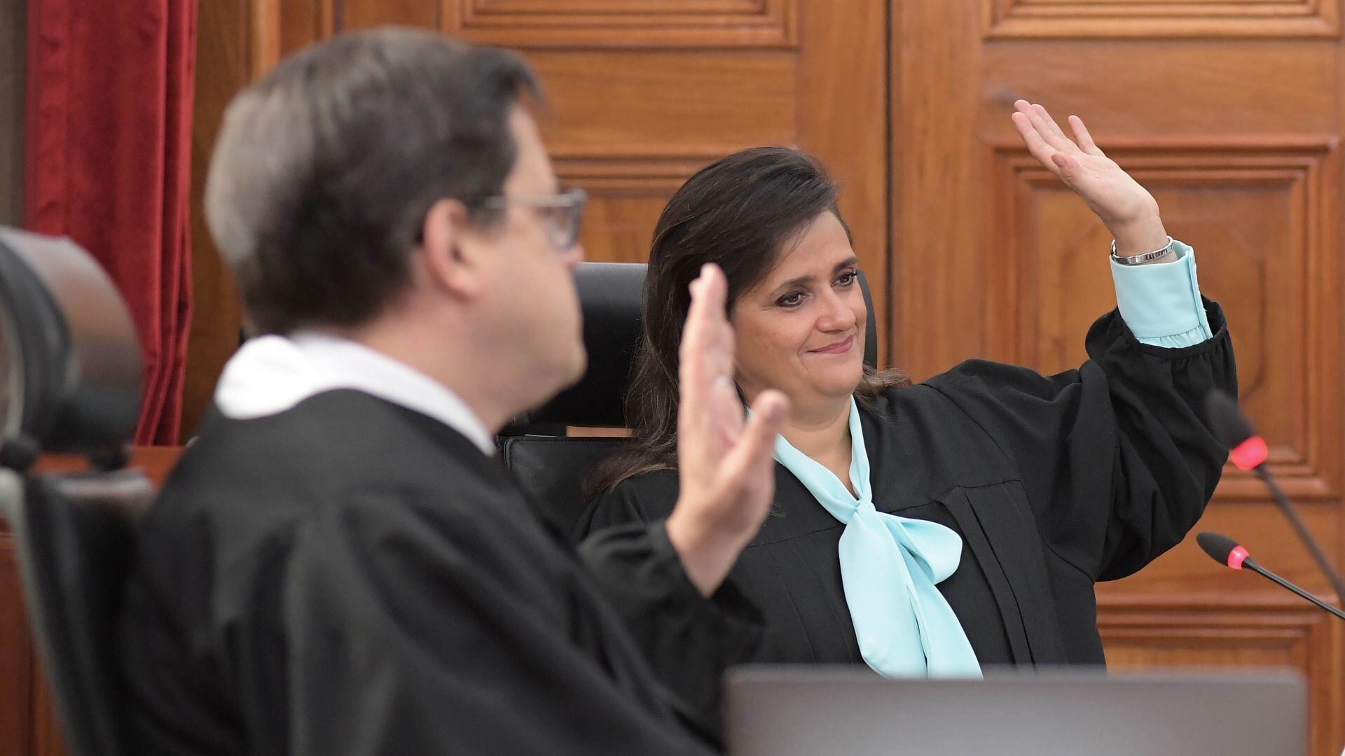 La ministra Margarita Ríos Farjat emite su votación. FOTO: SCJN/CUARTOSCURO.COM