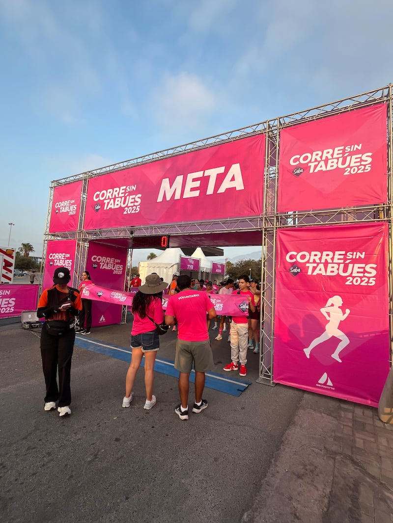 Con recorridos de 3, 5 y 10 km, el evento deportivo combinó actividad física, conciencia social y un ambiente festivo para derribar mitos y fomentar la comprensión del ciclo menstrual en hombres y mujeres