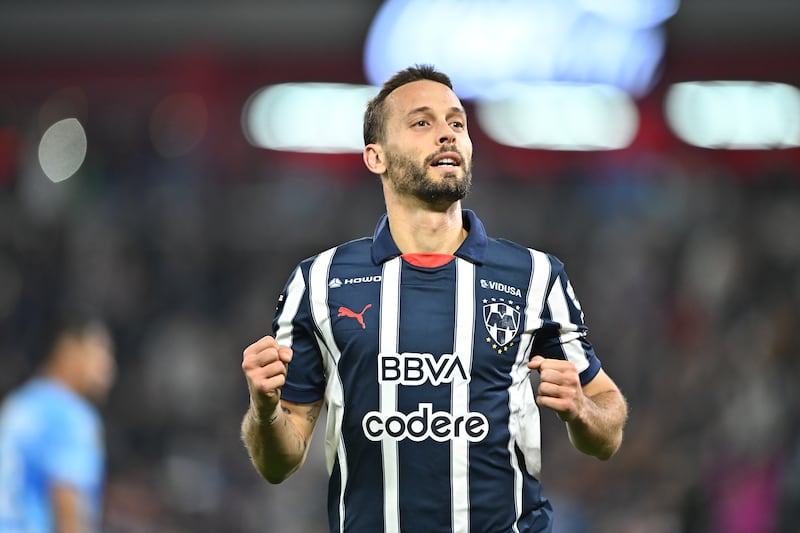Sergio Canales se va de Monterrey