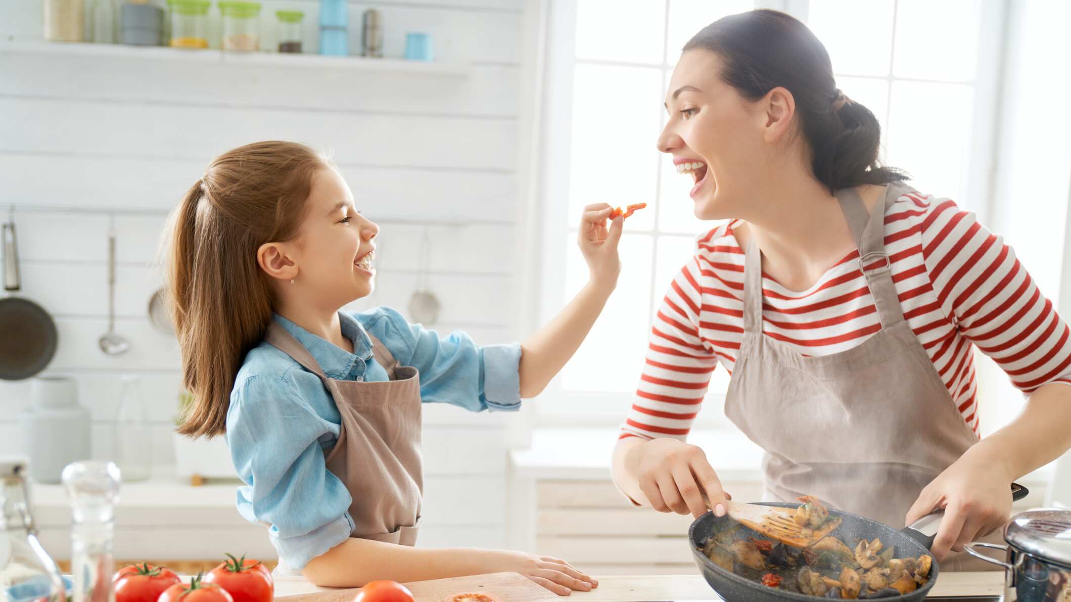 Este 20 de junio aprovecha para consentir a tu paladar con estos alimentos que te ayudan a subir la serotonina