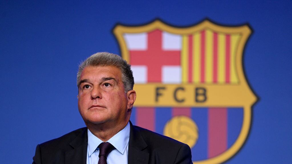 Barcelona enfrenta horas críticas por el caso Negreira.