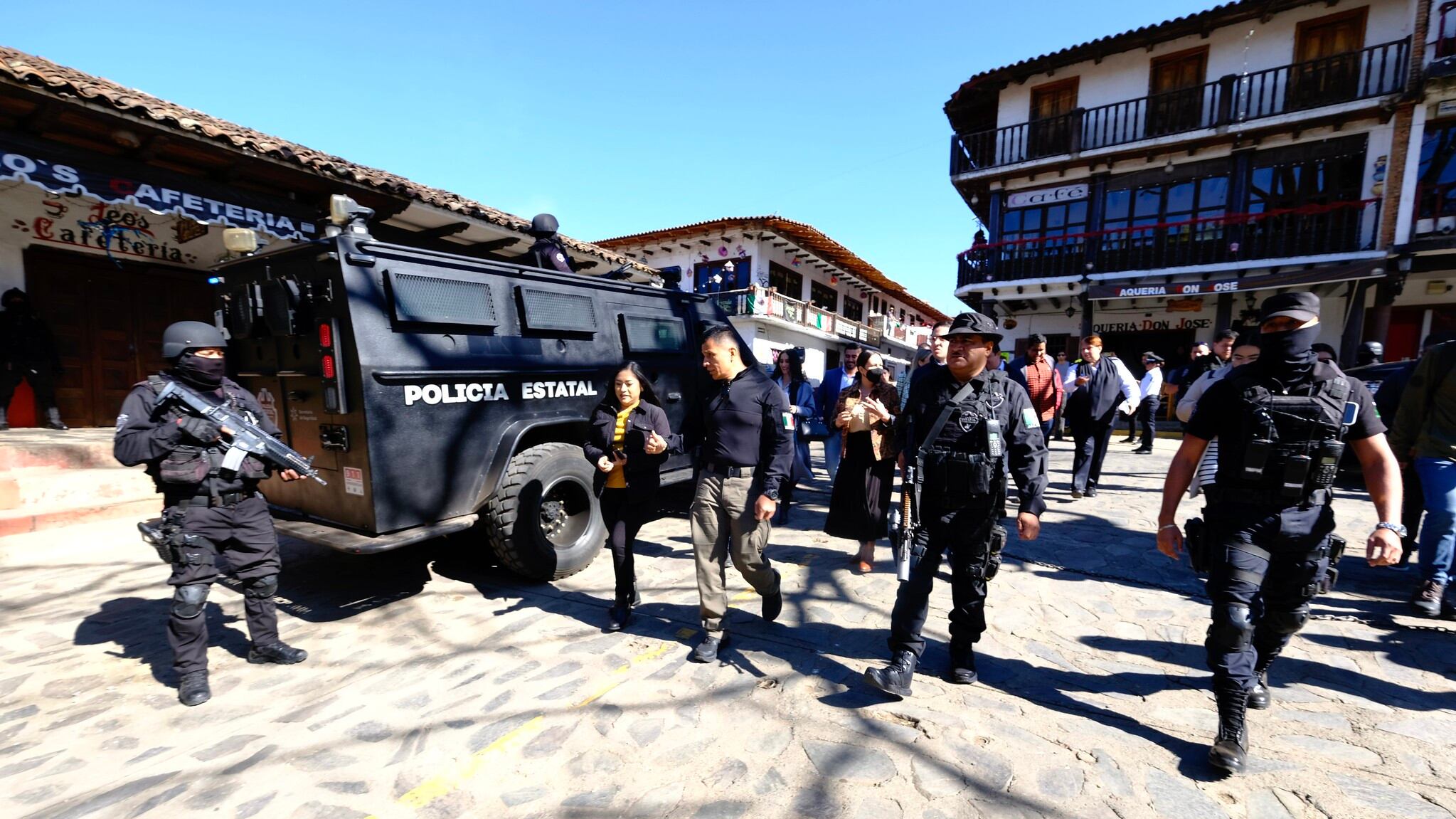 Al término de la reunión, se realizó el banderazo de inicio del operativo de seguridad por motivo de fin de año en Mazamitla.