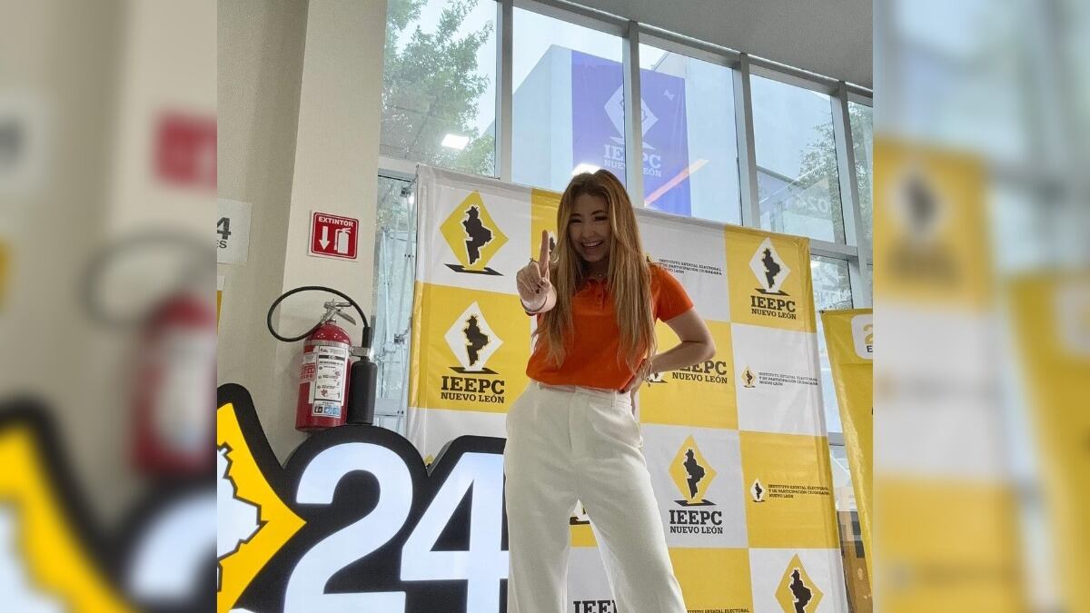 Durante sus años en la música lanzó cuatro discos y fue muy popular.