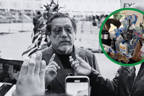 Senador de Morena recibe “canasta de condones” como regalo para su cumpleaños