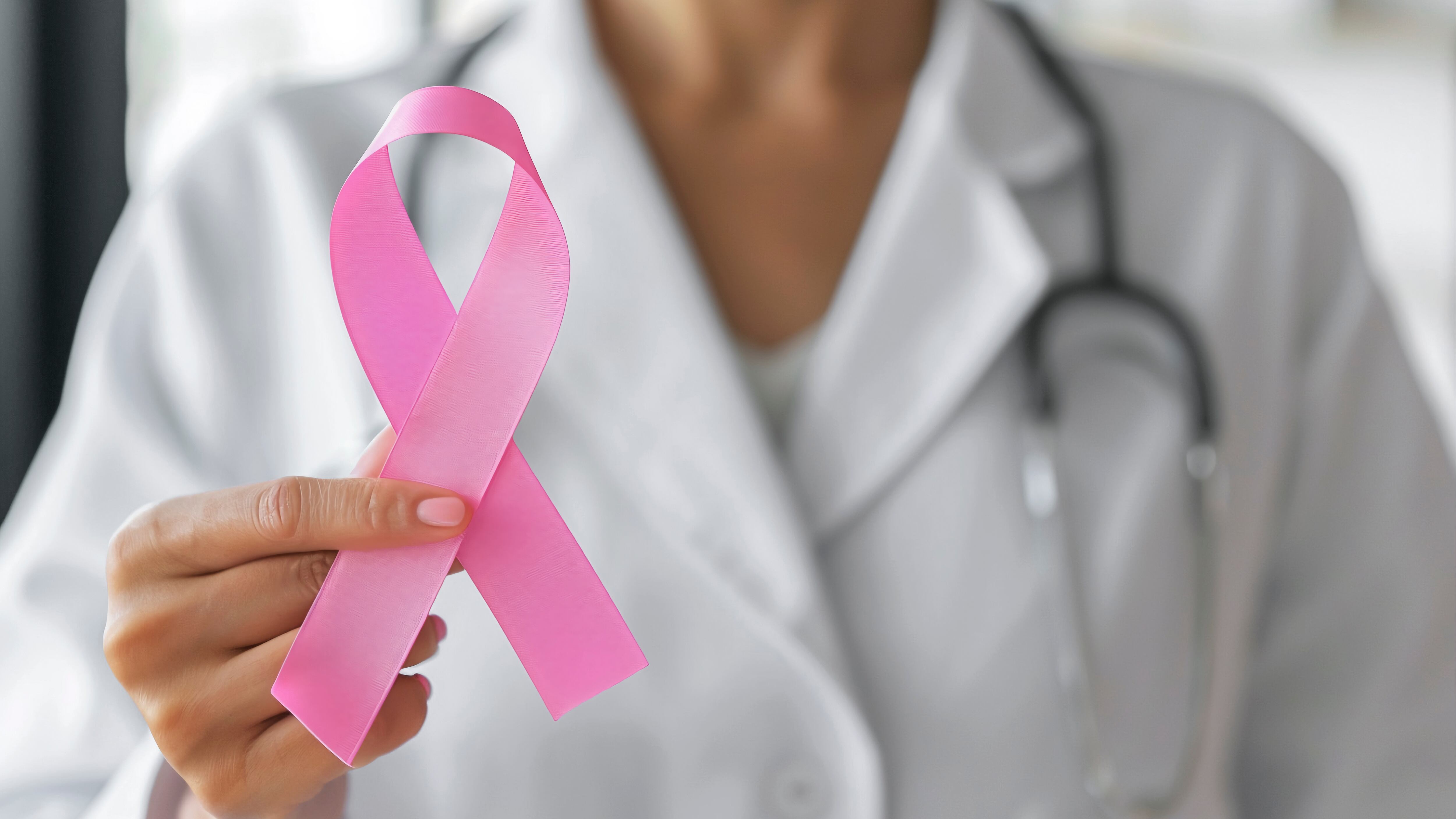 Este mes de octubre, se hace un llamado a todas las mujeres a priorizar su salud mamaria. Aquí una opción para mastografías gratuitas