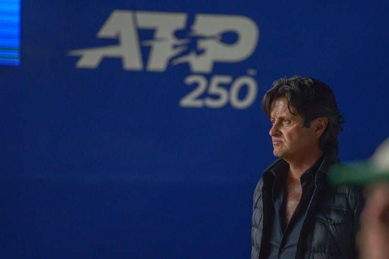 ¡Emoción desbordante en la final de singles del Abierto de Los Cabos! El enfrentamiento épico entre Jordan Thompson y Casper Ruud cautivó a los asistentes, brindando un espectáculo inolvidable y consolidándose como uno de los mejores momentos en la historia del torneo.