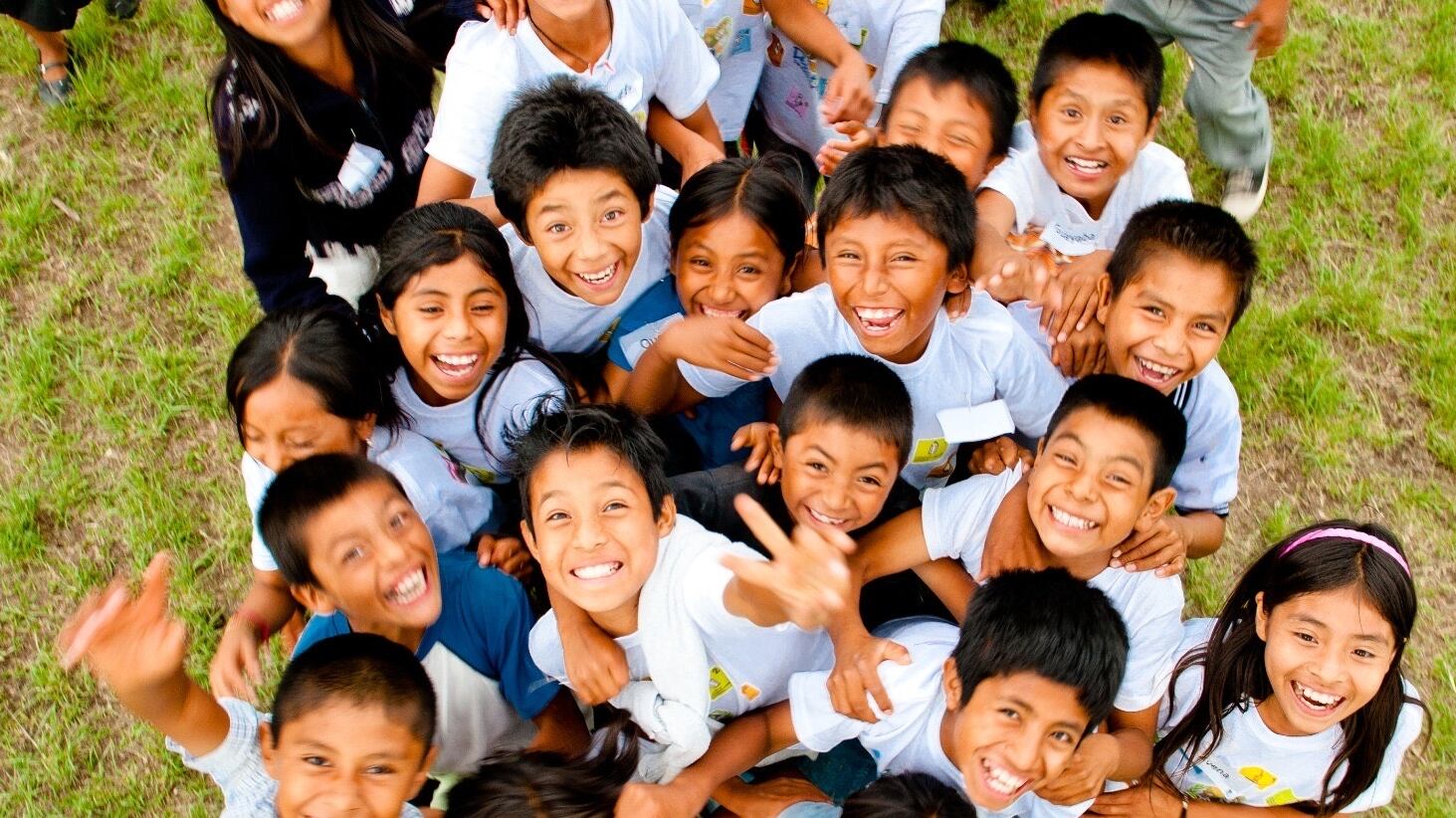 El innovador programa de Educación para Compartir y National Geographic Society enseña a niñas y niños a convertirse en guardianes de la naturaleza desde temprana edad