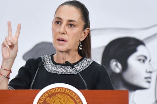 “Completamente falso”: Sheinbaum rechaza que consulados mexicanos hagan política en EE.UU.