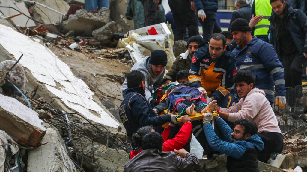 Corea del Sur enviará millones de dólares de ayuda humanitaria a Turquía tras los terremotos