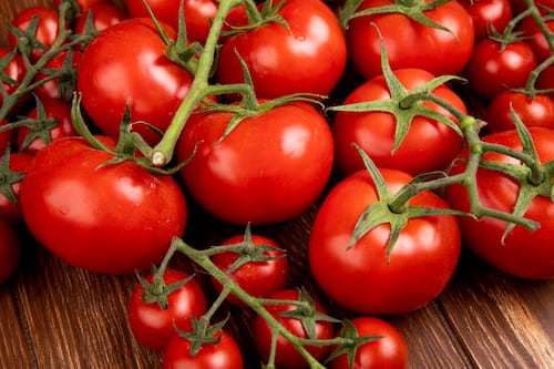 Propiedades, beneficios y curiosidades del tomate