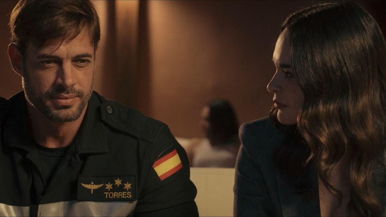 William Levy y Fabiola Guajardo demuestran su química en el set con ‘Bajo el volcán’