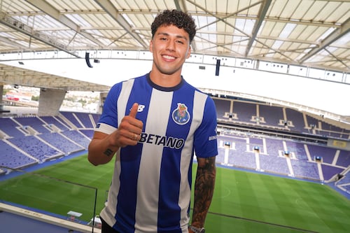 Jorge Sánchez asegura su permanencia con el Porto