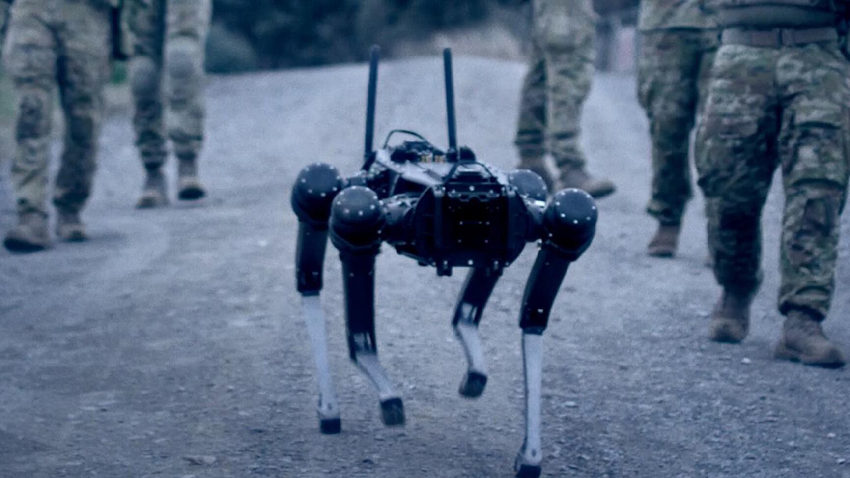 Robot controlado por la mente