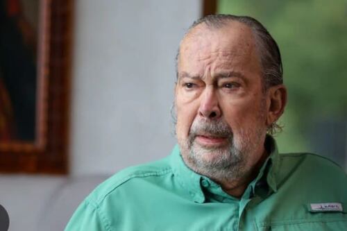 Fallece Mauricio Fernández sin recibir la medalla que lleva su nombre, otorgada por el Congreso
