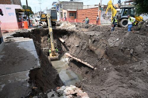 Nuevo mega socavón en Tlaquepaque alerta a vecinos; descartan daños en viviendas
