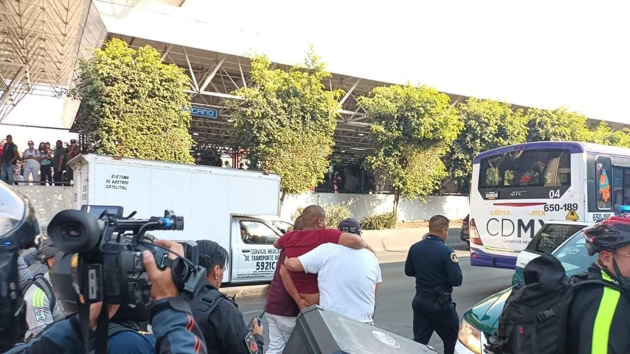 Balacera afuera del metro Chabacano