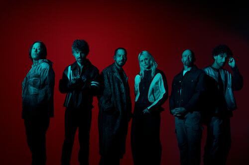 Linkin Park remarca su regreso con el estreno de “Heavy Is the Crown”