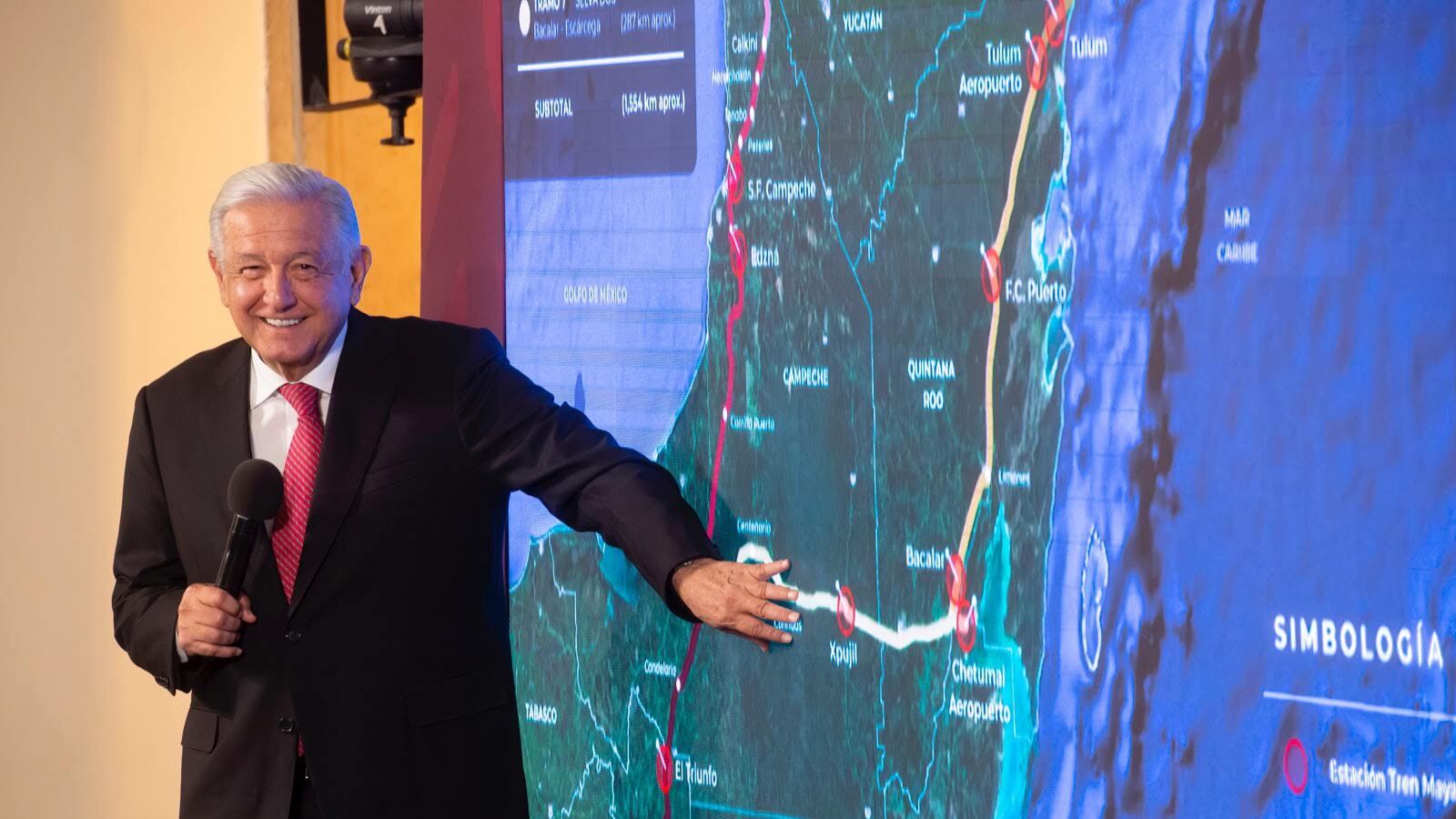 El presidente declaró como de seguridad nacional las mega obras que se realizan en el sureste mexicano.