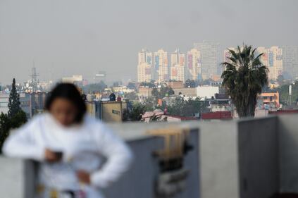 Las autoridades capitalinas han anunciado que la calidad del aire es "extremadamente mala" durante las primeras horas de 2023